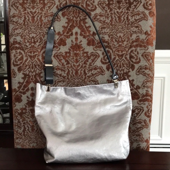 Ann Demeulemeester : Silver bag with removable, interchangeable straps